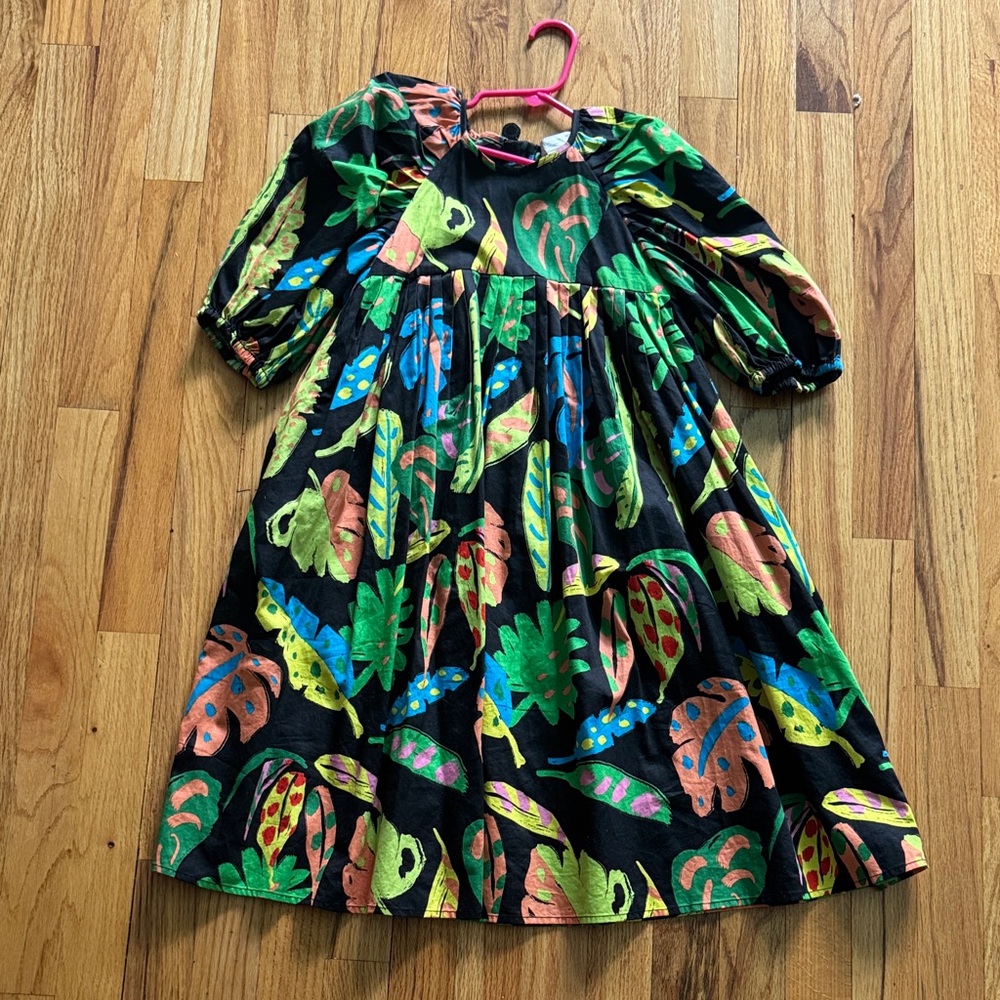Stella McCartney Kids Black Dress with Multicolor Tropical Leaf Print